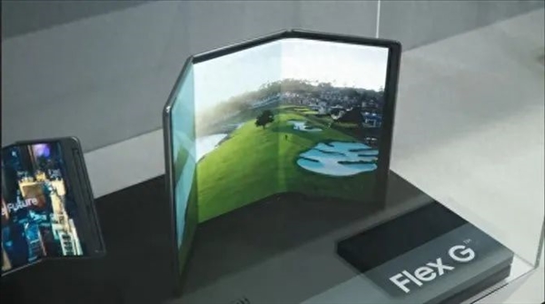 叫板华为!又一款三折叠将今年发布 这电池太逆天了