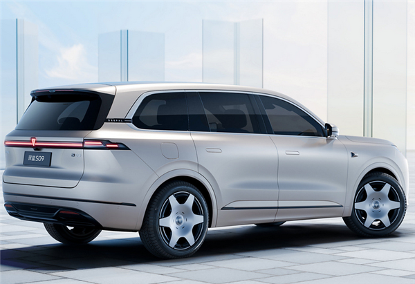 “9”字辈家族再添新成员!深蓝S09首发亮相:超5米豪华6座SUV