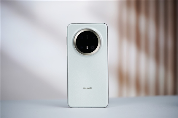 华为Mate 70 Pro全新版本首曝:命名优享版 或搭配耳机销售