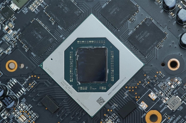 迎战RTX 5060!AMD RX 7650 GRE显卡图赏