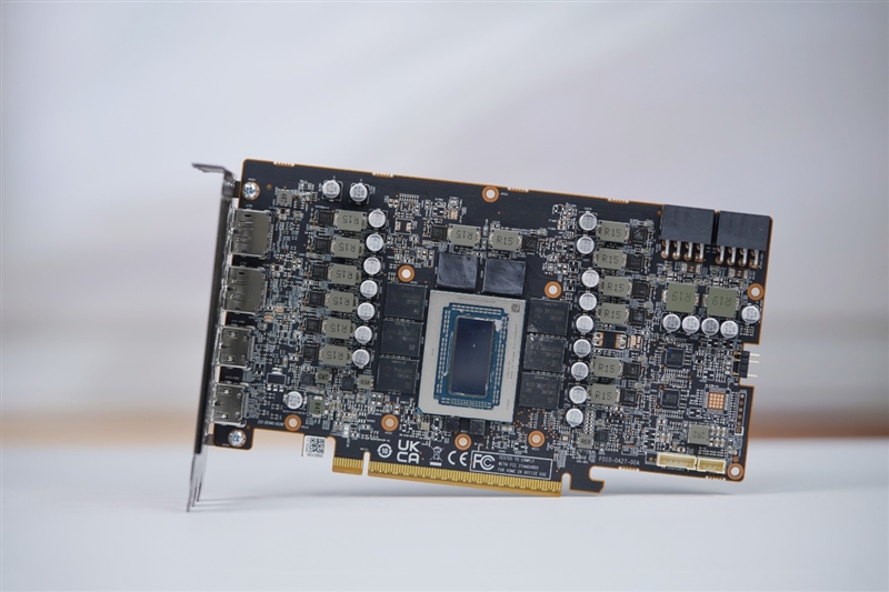 AMD RX 9070 GRE首发评测：游戏碾压RTX 5060 Ti 16GB 超频接近RTX 5070