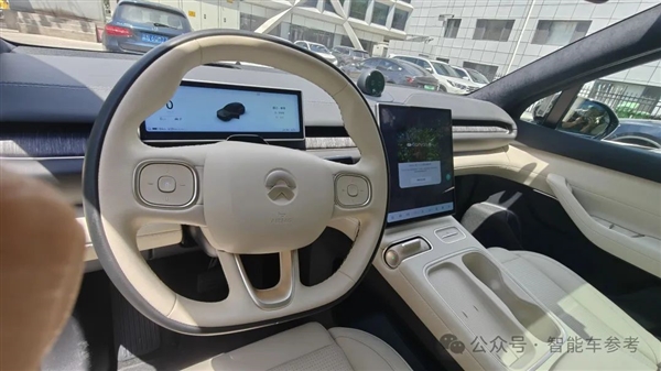 真能追上华为了吗！北京二环实测蔚来世界模型辅助驾驶