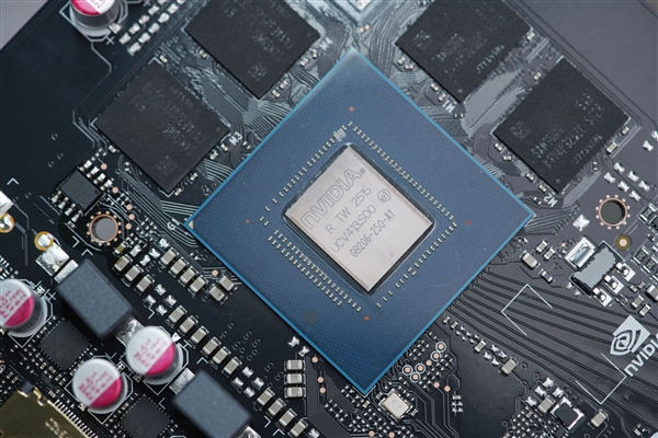 希望杀到1500元！RTX 5050桌面显卡真的有：唯一非GDDR7显存