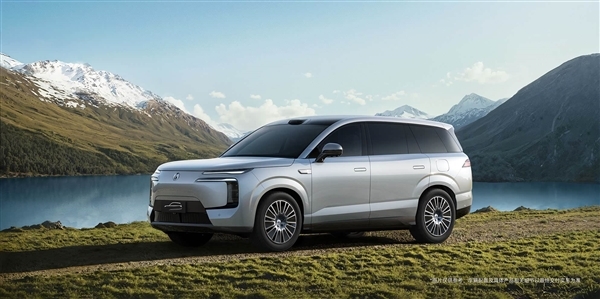 再战问界 全新腾势N8L官图发布：比大哥N9年轻多了