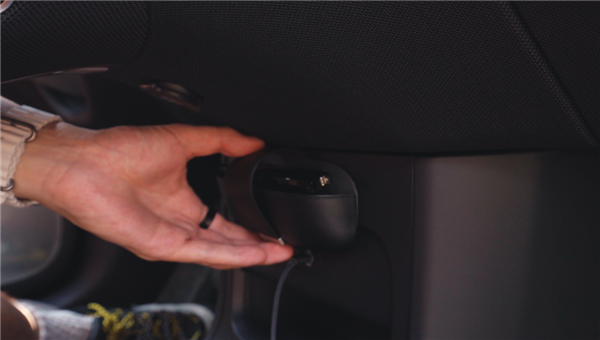 3分钟大定20万台 小米YU7用起来到底怎么样