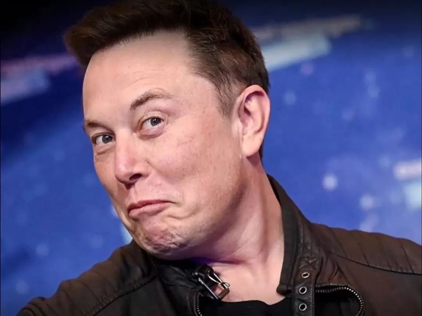 特斯拉“外卖式”交车:APP下单 全无人驾驶到家门