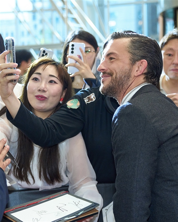 《侏罗纪世界：重生》创年内进口片首映记录