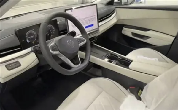 看齐大哥迈腾！全新大众速腾实车曝光：现款12.79万元起