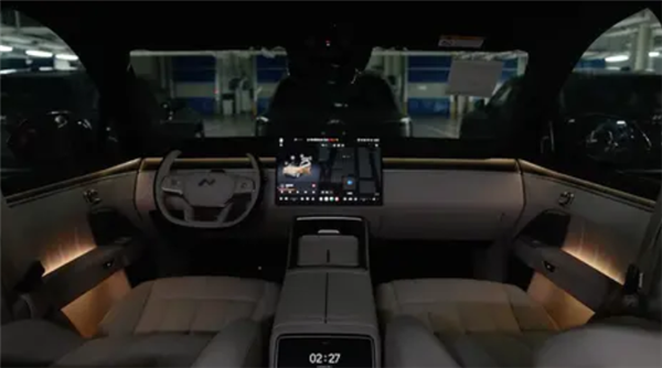 逆流而上的极简主义！乐道L90实车内饰首曝：中控只有一块屏