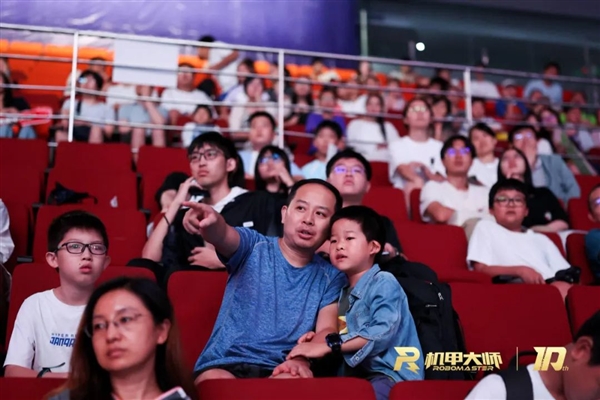 一个比赛 成了十万工程师改变世界的第一步