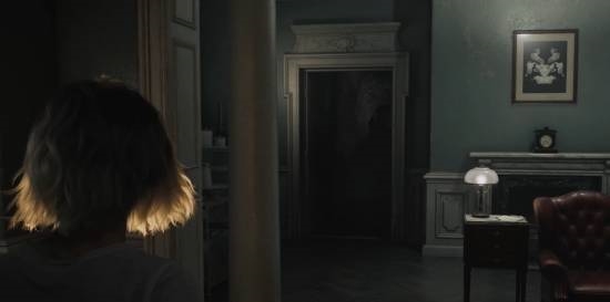 《生化危机9》女主新实机演示:直面白裙女怪物