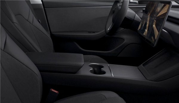 外观、配置全公布！特斯拉正式发布廉价版Model 3/Y 铁粉吐槽：价格太失望了