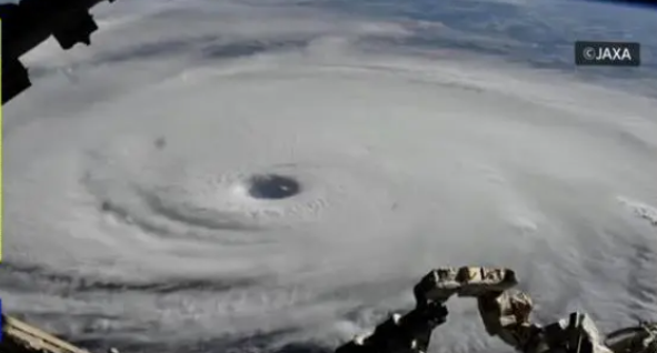 台风“夏狼”逼近！日本发布最高级别警报：可能遭遇数十年一遇灾害