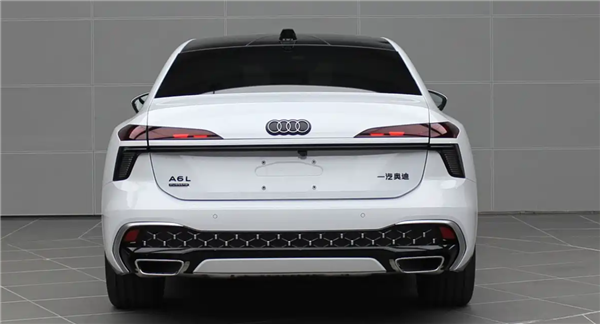全新一代奥迪A6L申报图亮相：车身继续加长 外观风格大变