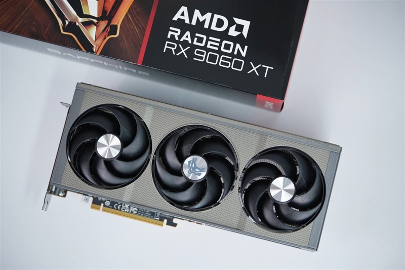 游戏性能提升显著 价格优势高达15%!RX 9060 XT 16GB vs RTX 5060 Ti对比评测