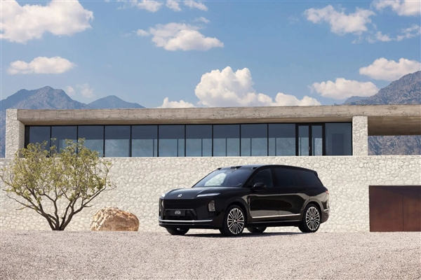 新造车10月放榜:李斌练就“蔚四万”