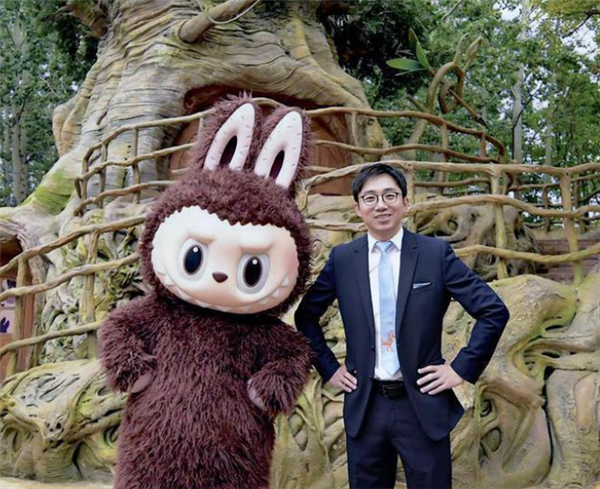 创办泡泡玛特、身家千亿!王宁入选40岁以下白手起家富豪榜